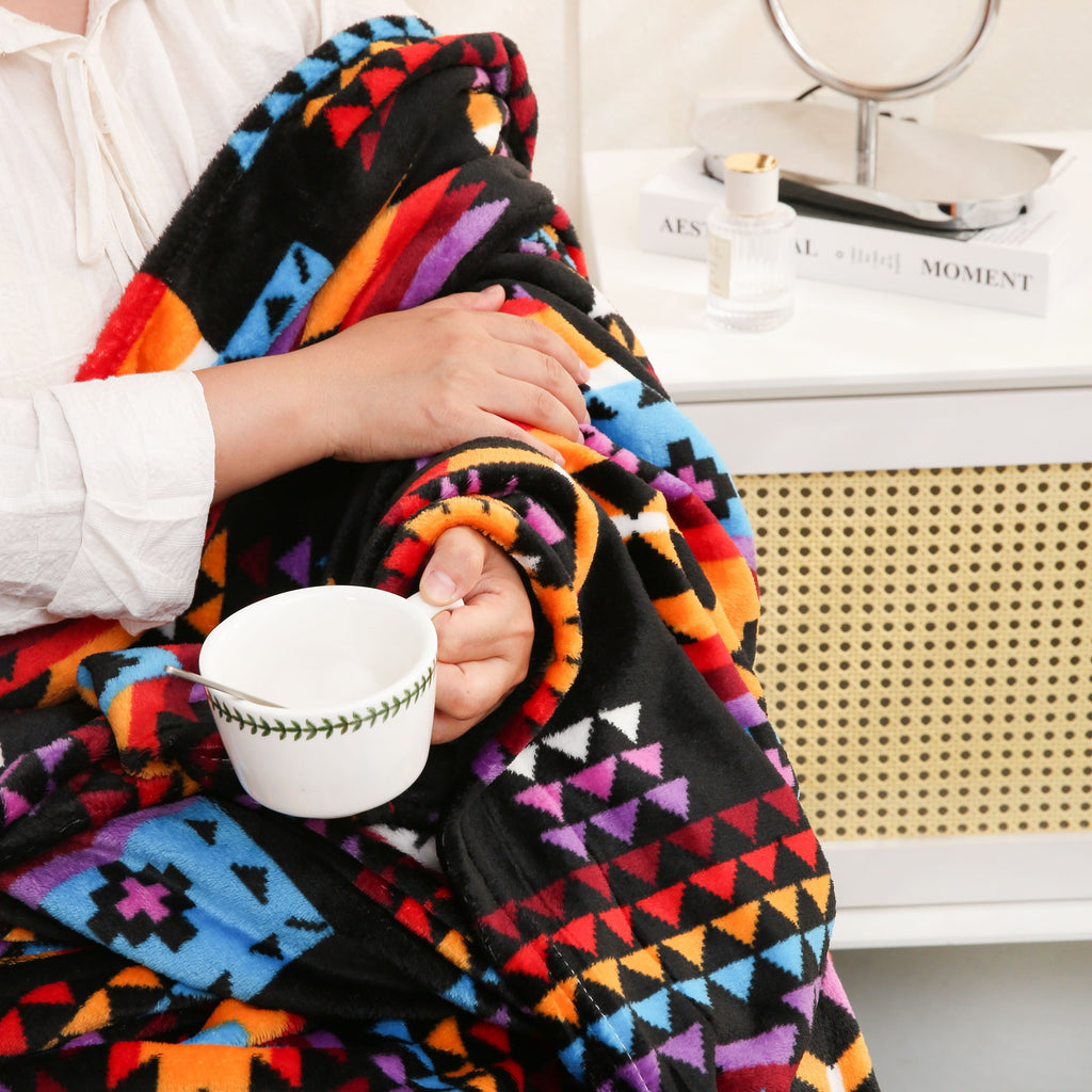 1pc Southwest Native American Flannel Polyester Throw Double-side Printed Blanket, Aztec Geometry Pattern Travel Couch Bed Blanket Plush Soft Lightweight Blanket For All Season Lootquake LLC
