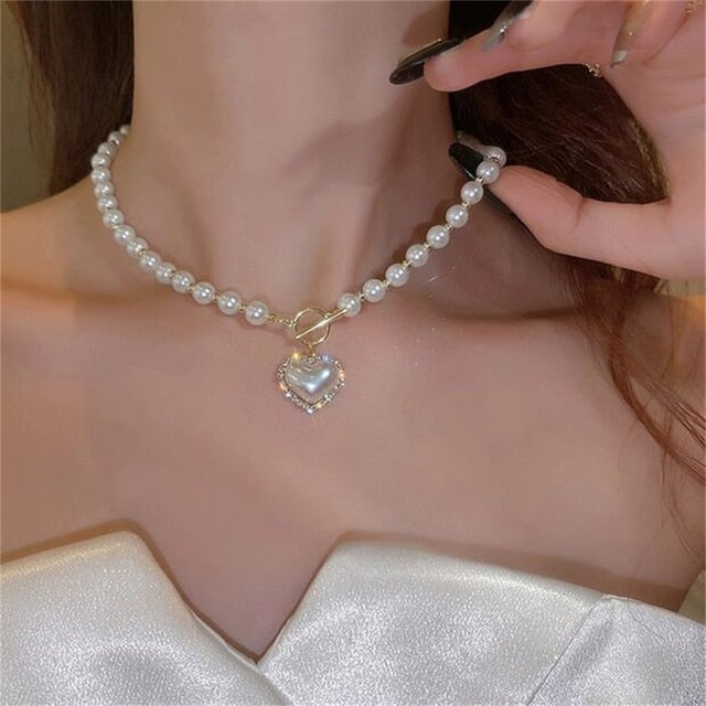 Rhinestone Butterfly Pendant Pearl Necklace Pi-Mart