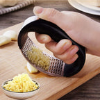 Stainless Steel Garlic Masher Garlic Press Household Manual Curve Fruit Vegetable Tools Kitchen Gadgets Pi-Mart