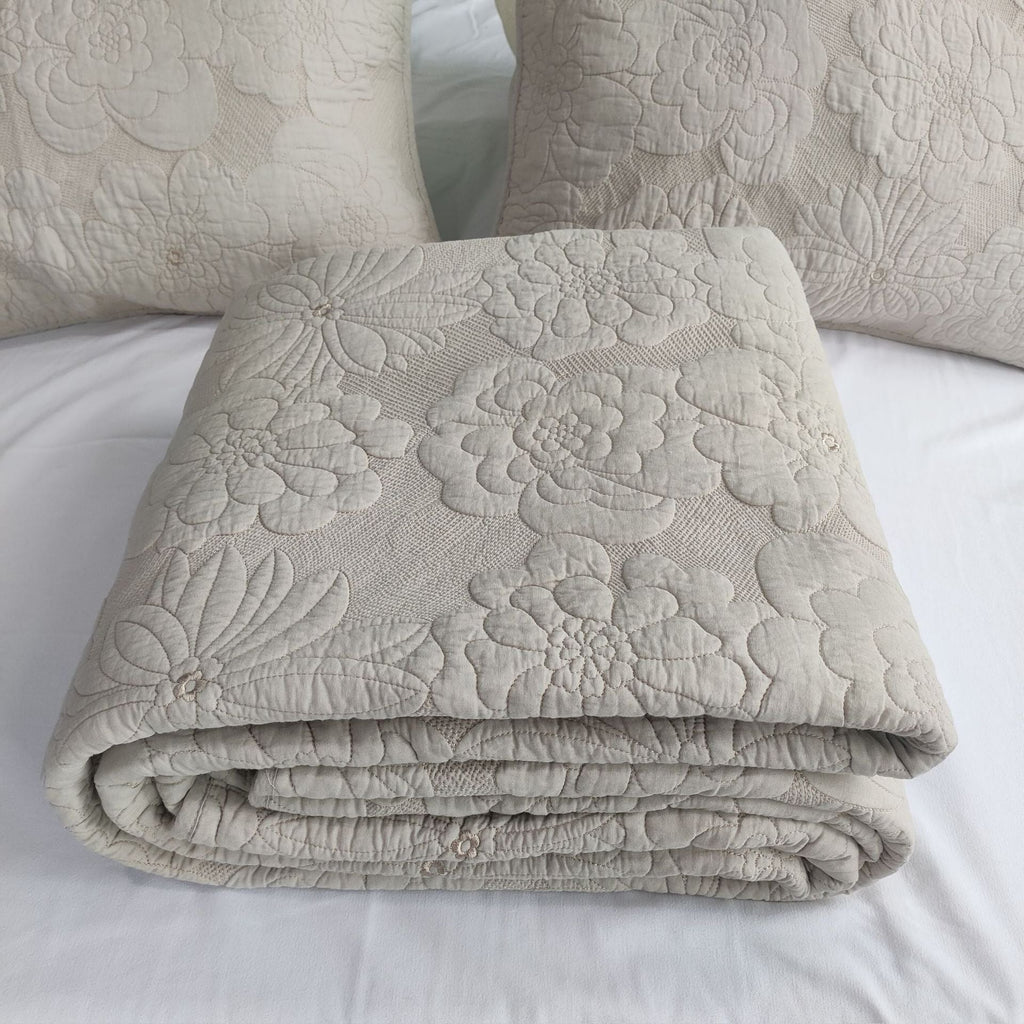 Cotton Thickened Pure White Beige Camellia Embroidery Three-piece Bed Cover Set Pi-Mart