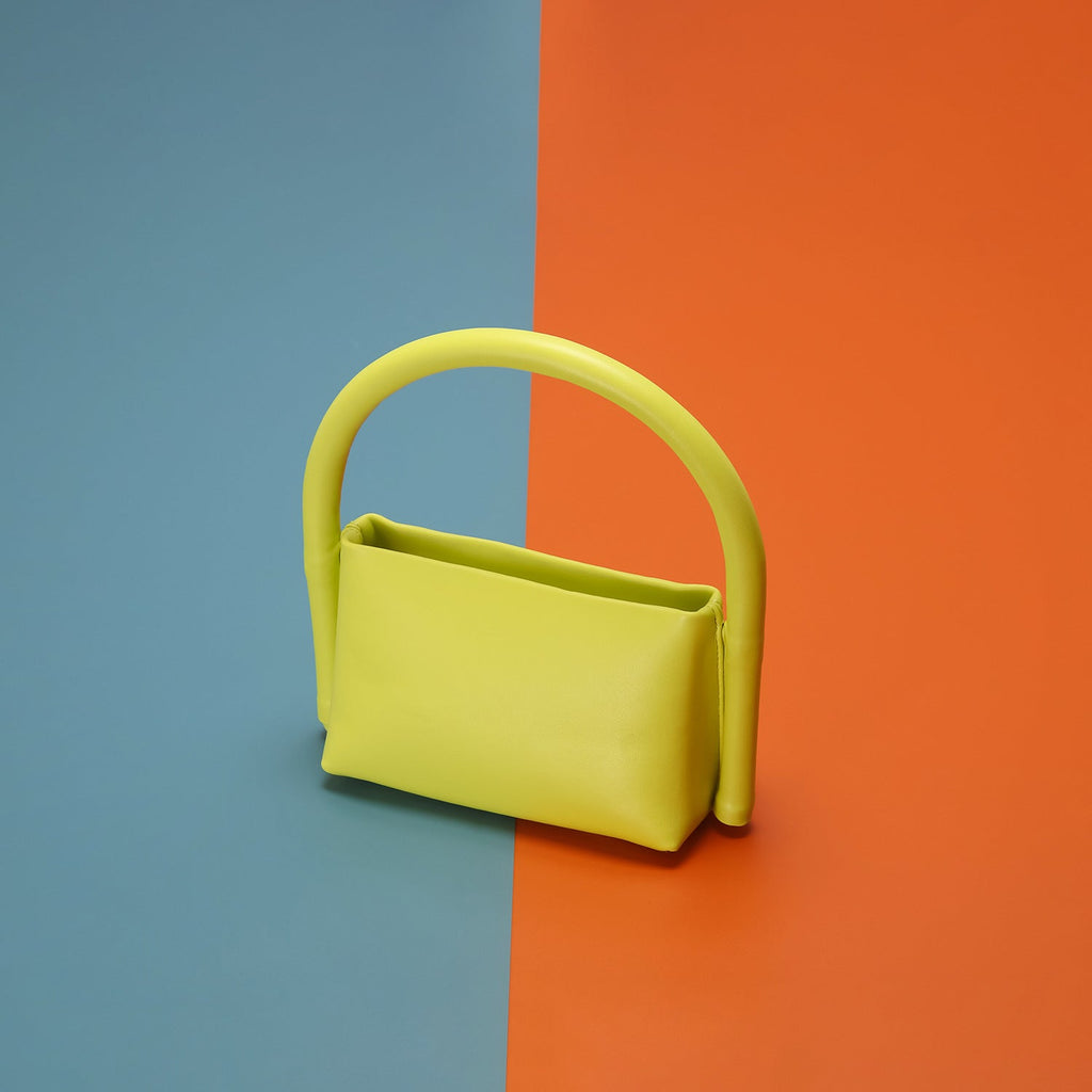 Small Number Single Shoulder Handbag With Cylindrical Handle Pi-Mart