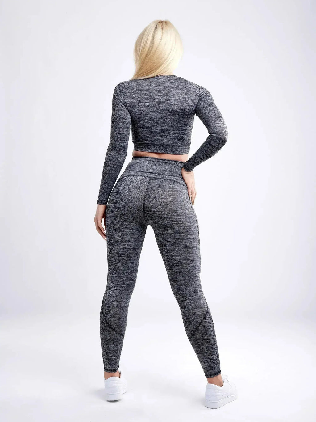Long-Sleeve Crop Top - SJB-DIAMOND ELITES