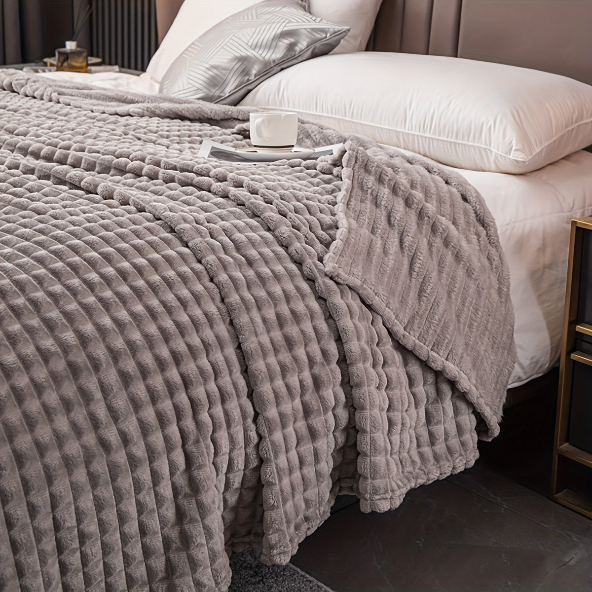 1pc Blanket Flannel/thick Blanket/grey/khaki/royal Blue/white/dark Gray/burgundy/beige/dark Brown/Silvery Gray/taro Purple/green/bedroom/guest Room/living Room/student Dormitory /car/sofa/travel Cute Multifunctional Blanket Lootquake LLC