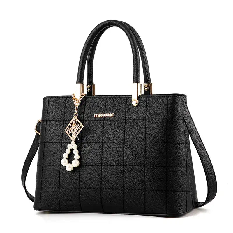 European and American Simple Hair Ball Handbags