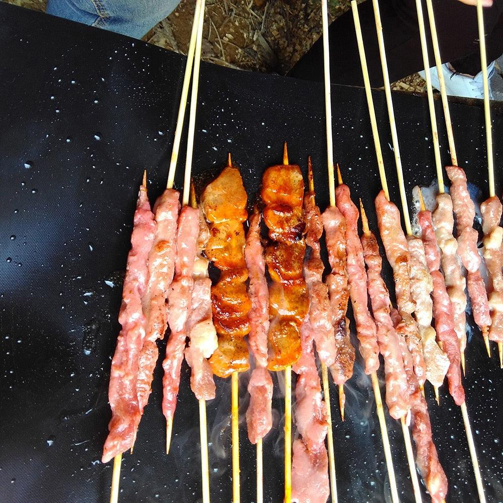 1-6pcs BBQ Grill Mat Non-stick Mat Heat Resistant Grill Mat Outdoor Baking Reusable Barbecue Party Mat 40x50cm Grill Accessories Barbecue Grill Mat Reusable Baking Mat BBQ Sheet Non-Stick for Electric Gas and Charcoal Barbecue Accessories Stevvex