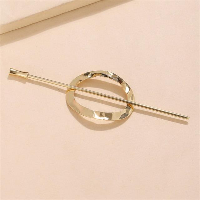 1 Pcs Women Metal Hairpin Retro Style Hair Sticks Hair Bun Cage with Stick Minimalist Hollow Vintage Hair Clips Fashion Hair Accessories for Women Stevvex