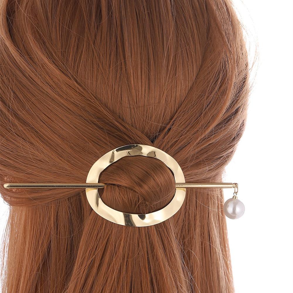 1 Pcs Women Metal Hairpin Retro Style Hair Sticks Hair Bun Cage with Stick Minimalist Hollow Vintage Hair Clips Fashion Hair Accessories for Women Stevvex