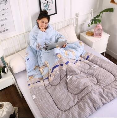 Winter Lazy Quilt with Sleeves Pi-Mart