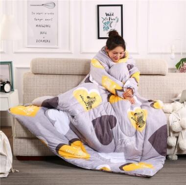 Winter Lazy Quilt with Sleeves Pi-Mart