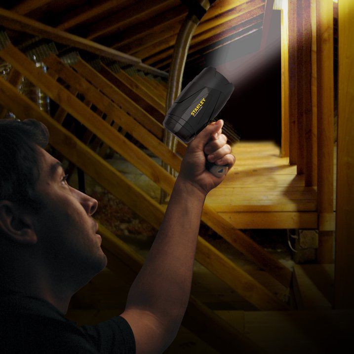 STANLEY 300 Lumen Compact LED Alkaline Spotlight (SL3WAKS) - SJB-DIAMOND ELITES