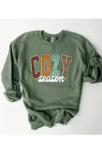 Unisex Fleece Sweatshirt - Cozy Graphic Tee | Femstylo