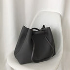 Large-capacity handbag