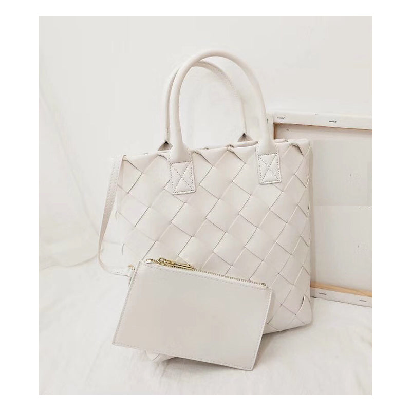 Woven diamond handbag Pi-Mart