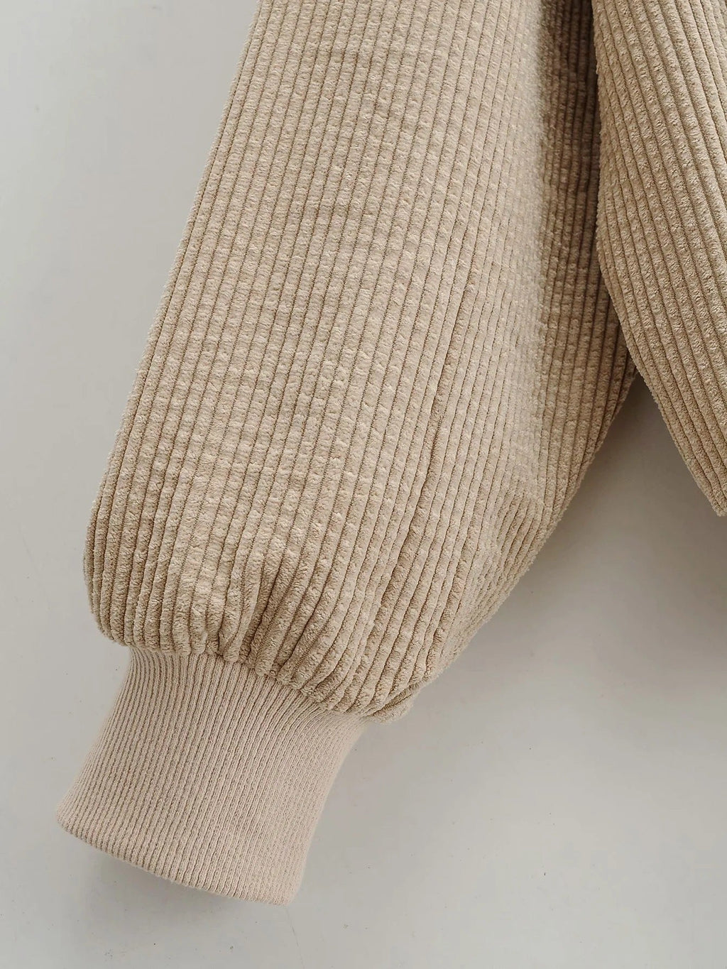 Fashion Two-piece Hooded Sweatshirt With Loose Pockets