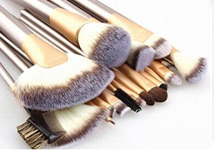 Spot Detonating 121824, White Make-up, White Make-up Brush, 24 Make-up And Brush Suits For Portable Beauty And Makeup Tools Pi-Mart