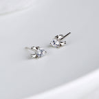 Single diamond deer earring Pi-Mart