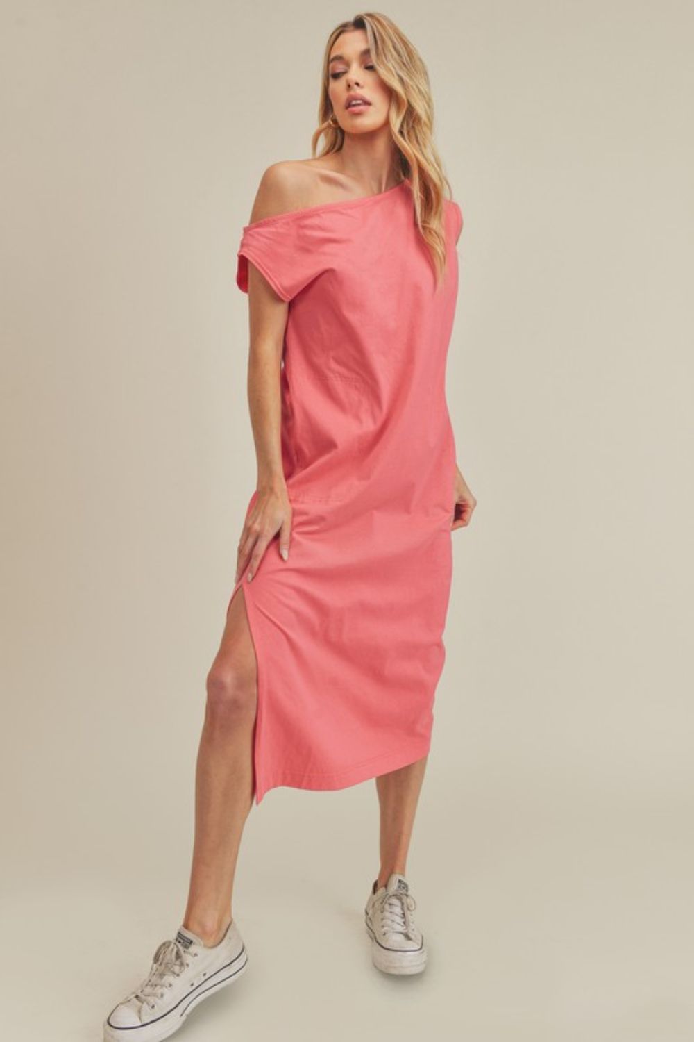 Side Slit Round Neck Sleeveless Midi Dress For Women Versatile, Chic & Comfortable for Any Occasion Stevvex