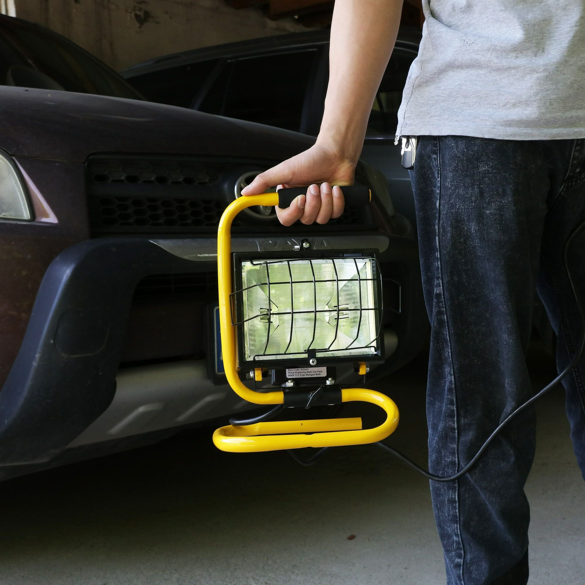 Hyper Tough Halogen Work Light,Yellow,500 Watts,Model 8624 EasyOptionXY LLC