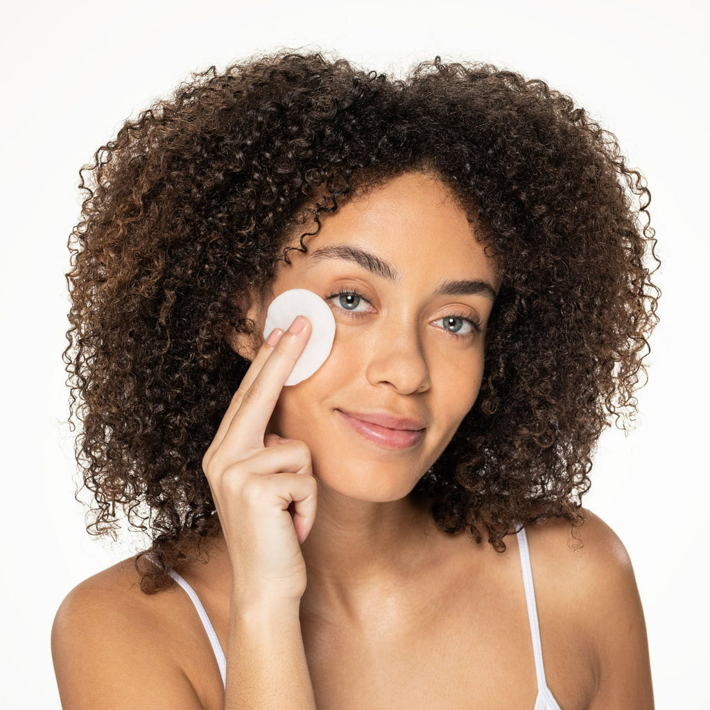 Neutrogena Oil-Free Liquid Eye Makeup Remover Solution, 3.8 fl. oz EasyOptionXY LLC