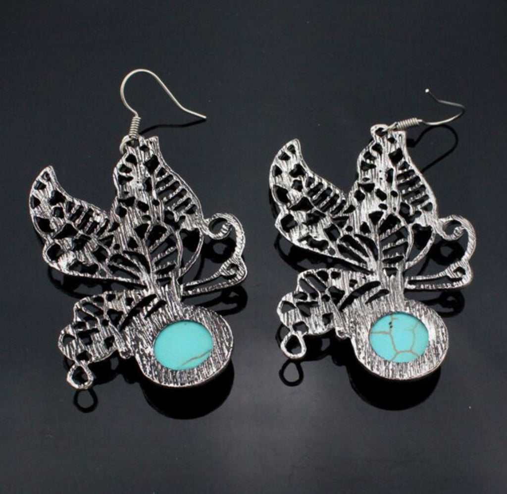 Openwork butterfly earring Pi-Mart