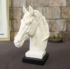 Entrance resin horse head decoration Lootquake LLC