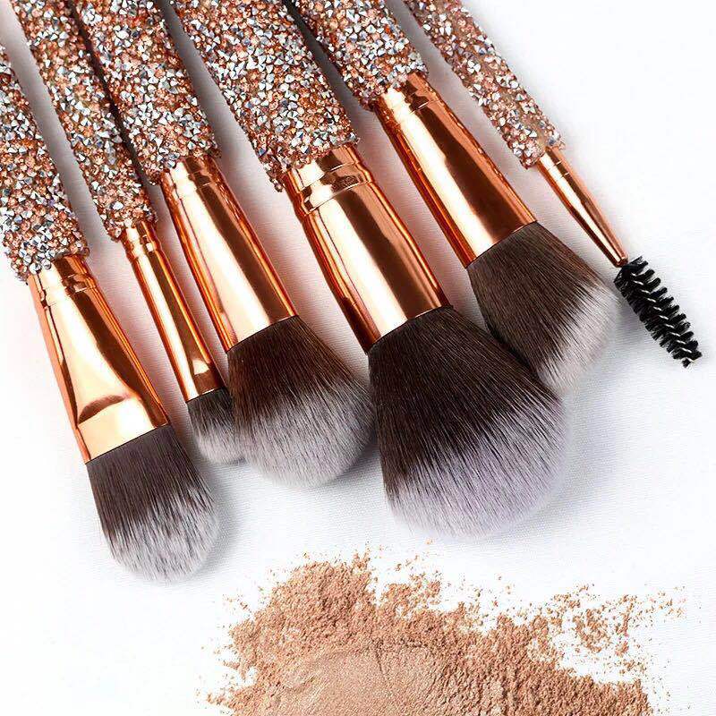Ten New Diamond-Encrusted Makeup Brushes Pi-Mart