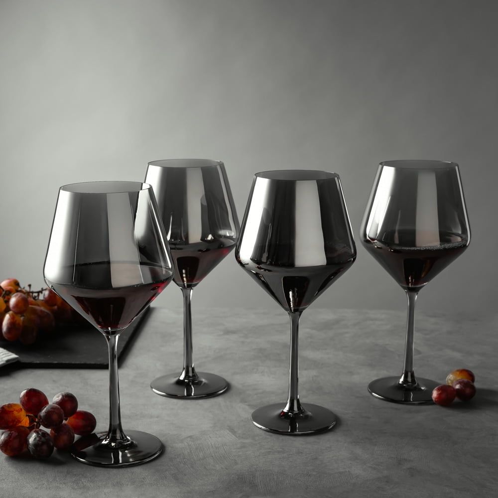 Thyme & Table Angled Wine Glass in Smoke Finish EasyOptionXY LLC