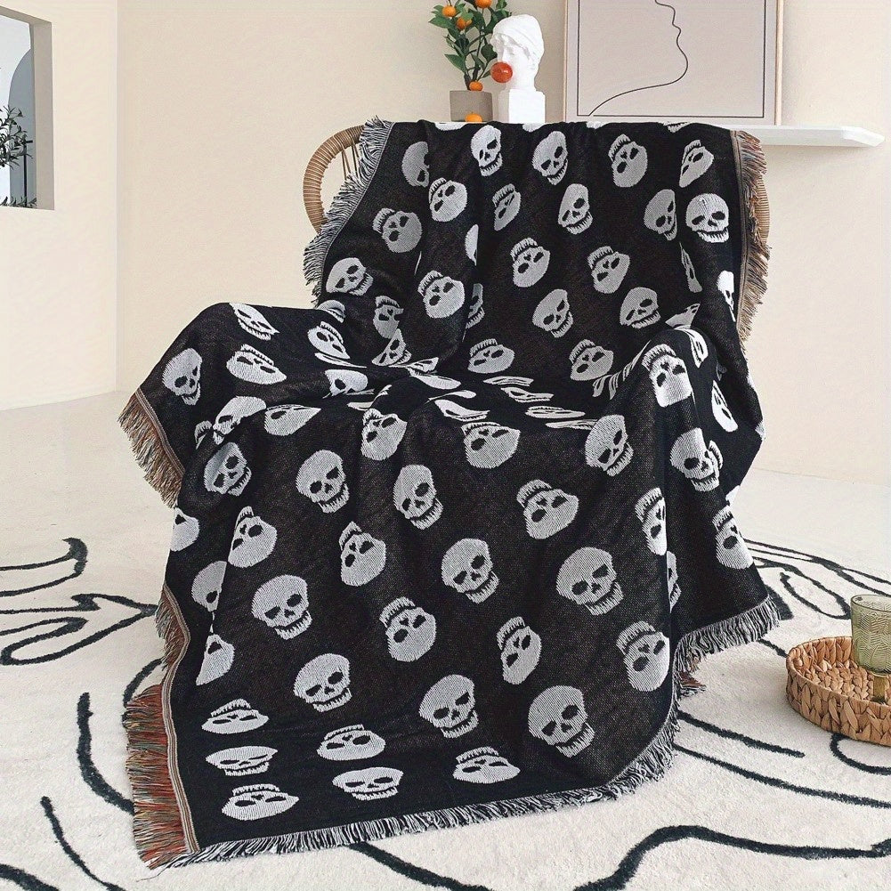 Skull Pattern Picnic Blanket, Machine Washable, Knit Weave, Multi-Functional Fringe Throw, Polyester Backing, for Outdoor Camping, Yoga Mat, Bed Sofa Living Room Decor, Machine Made