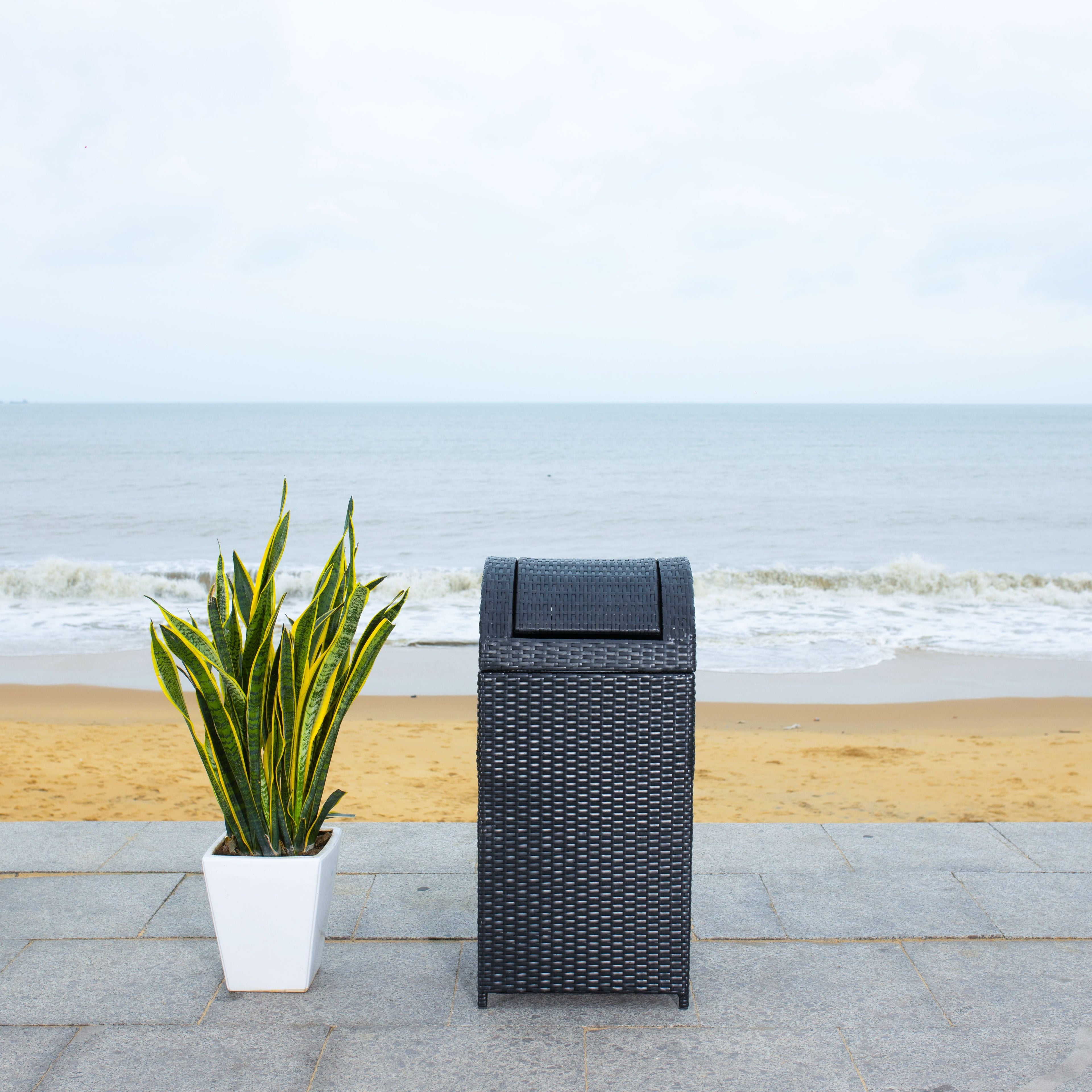 Safavieh Serapis Outdoor Patio Trash Bin - Black - SJB-DIAMOND ELITES