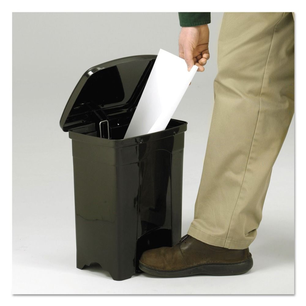 Safco Plastic 4 Gallon Step-On Trash Can in Black - SJB-DIAMOND ELITES