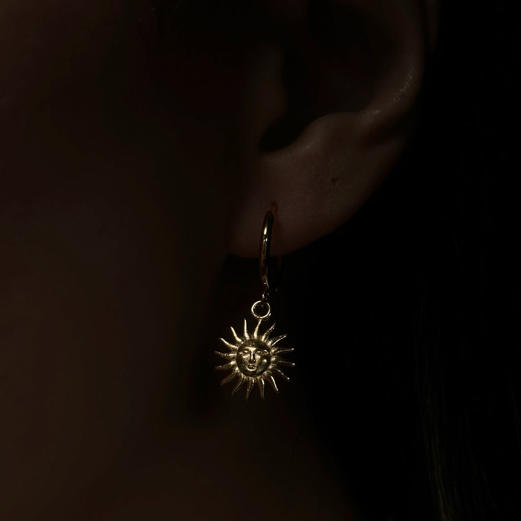 18K Gold Earrings Temperament Light Luxury Sun Element Trend Pendant Earrings Titanium Steel Plated Pi-Mart