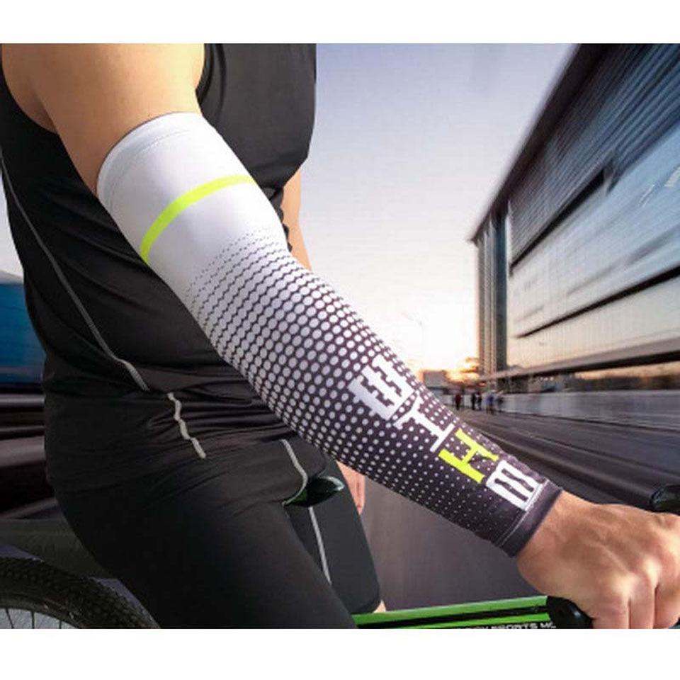 1Pair Cool Men Cycling Running UV Sun Protection Arm Cover Protective Arm Sleeve Bike Sport Arm Warmers Arm Sleeves Hand Sleeves For Biking Cycling Golf Outdoor Sports Outdoor Arm Sleeves Arm Cover For Men Stevvex