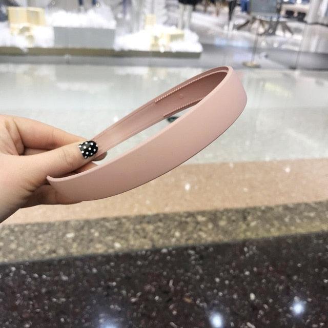 1PC Plastic Fashion Frosted Wide Headband Hair Band Headwear Bezel Hair Accessories For Woman Satin Covered Resin Hairbands Gorgeous Hair Accessories For Women Stevvex