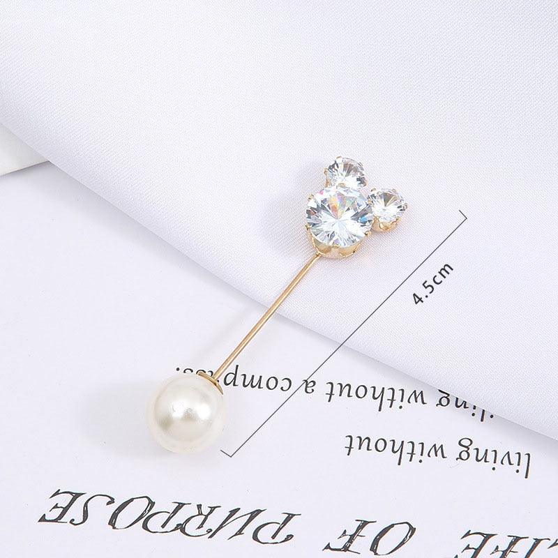 1pcs Fashion Pearl Fixed Strap Charm Safety Pin Sweater Cardigan Clip Brooches Rhinestone Metal Jewelry Sweater Shawl Clips Faux Crystal and Pearl Pins for Fixing on Sweaters Stevvex