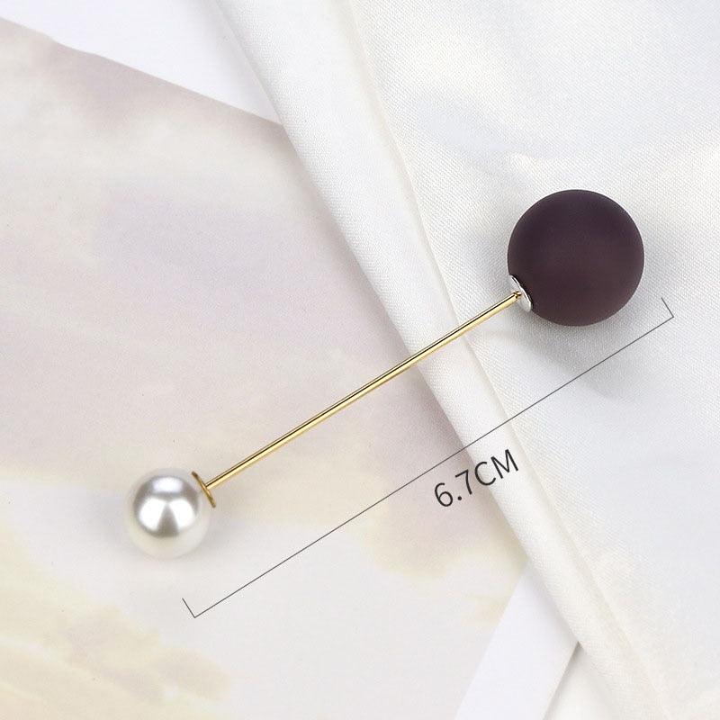 1pcs Fashion Pearl Fixed Strap Charm Safety Pin Sweater Cardigan Clip Brooches Rhinestone Metal Jewelry Sweater Shawl Clips Faux Crystal and Pearl Pins for Fixing on Sweaters Stevvex