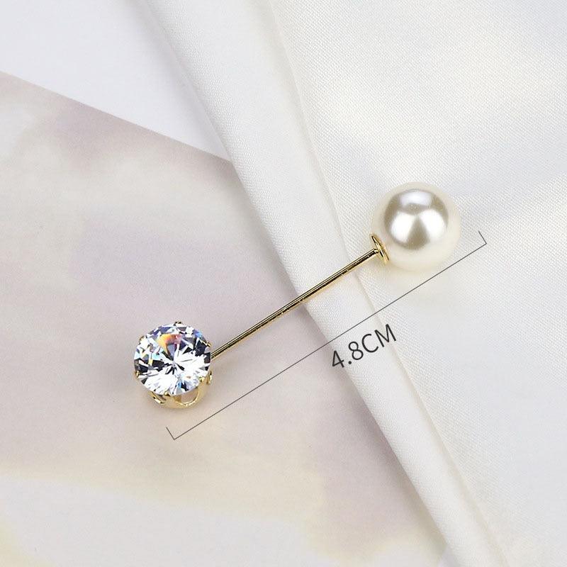 1pcs Fashion Pearl Fixed Strap Charm Safety Pin Sweater Cardigan Clip Brooches Rhinestone Metal Jewelry Sweater Shawl Clips Faux Crystal and Pearl Pins for Fixing on Sweaters Stevvex