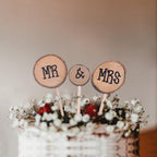 1Pcs Hollow Letter Love Just Married Mr & Mrs Cake Topper Mr and Mrs Cake Toppers Wooden Wedding Cake Topper Party Cake Decoration Mr And Mrs Cake Topper Bride and Groom Wooden Wedding Cake Topper For Wedding Party Supplies Stevvex