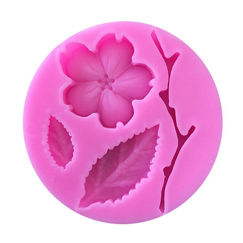 1pcs Silicone Flower Mold Peach Blossom Shape Mold Fondant Patisserie Candy Bar Mould Cake Mold Decoration Kitchen Baking Accessories Peach Blossom Shape Fondant Molds Silicone Baking Mold Stevvex
