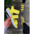 2021 Fashion Women Sandals New Elegant Comfortable Design Womens Flat Open Toe Sandals Stevvex