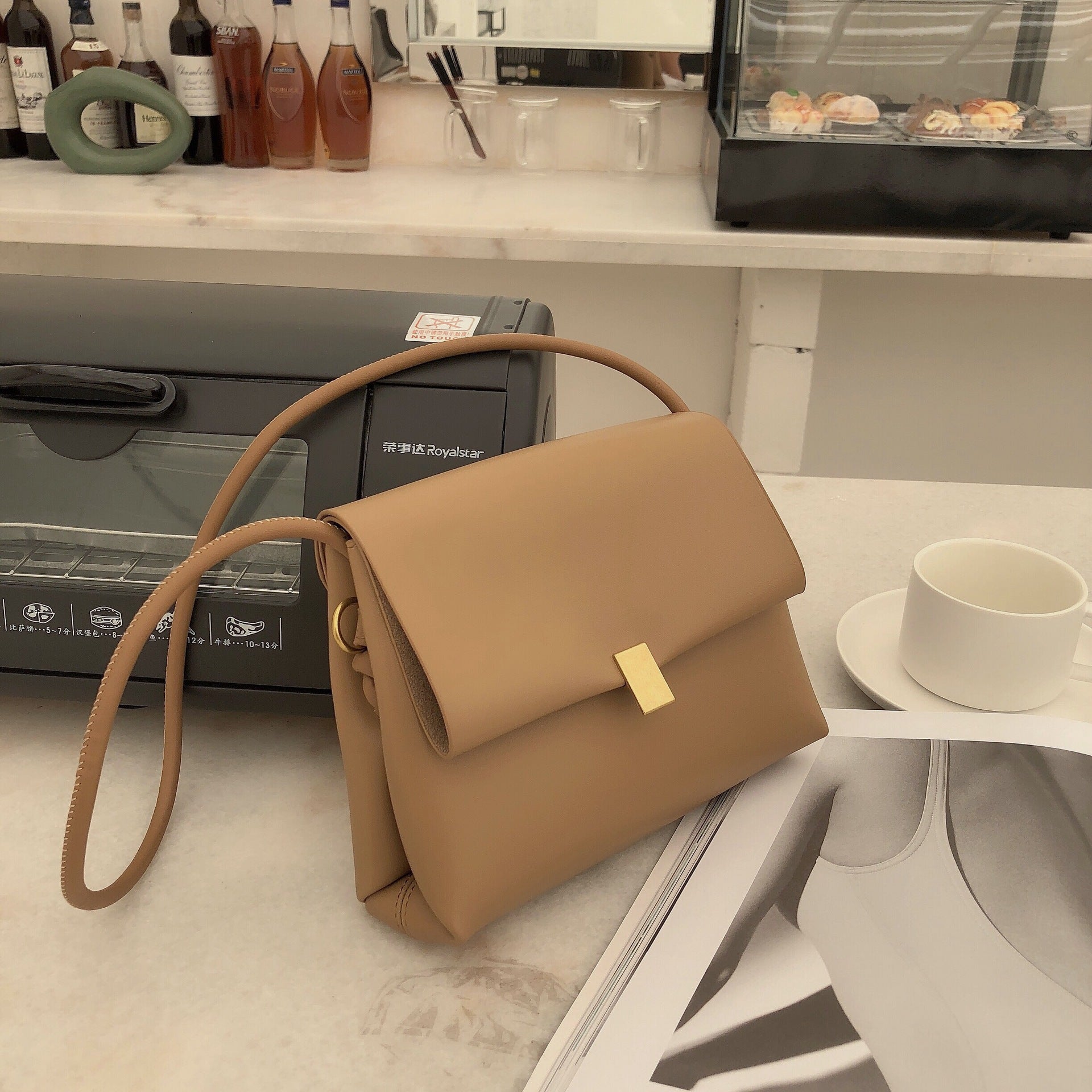 Soft leather retro shoulder bag, fashionable versatile crossbody bag with flaps, temperament underarm bag - SJB-DIAMOND ELITES