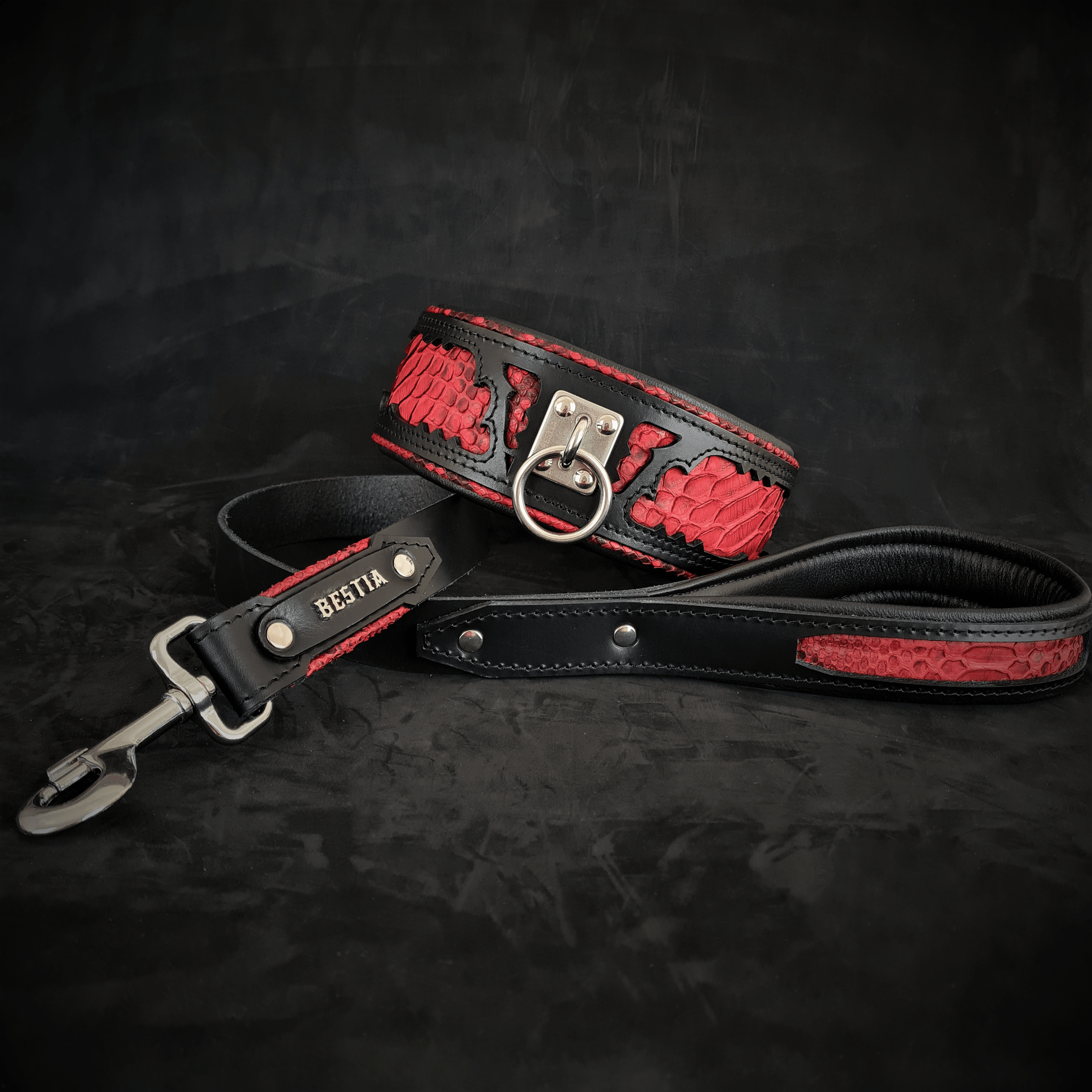 The ''Red Dragon'' leash - SJB-DIAMOND ELITES
