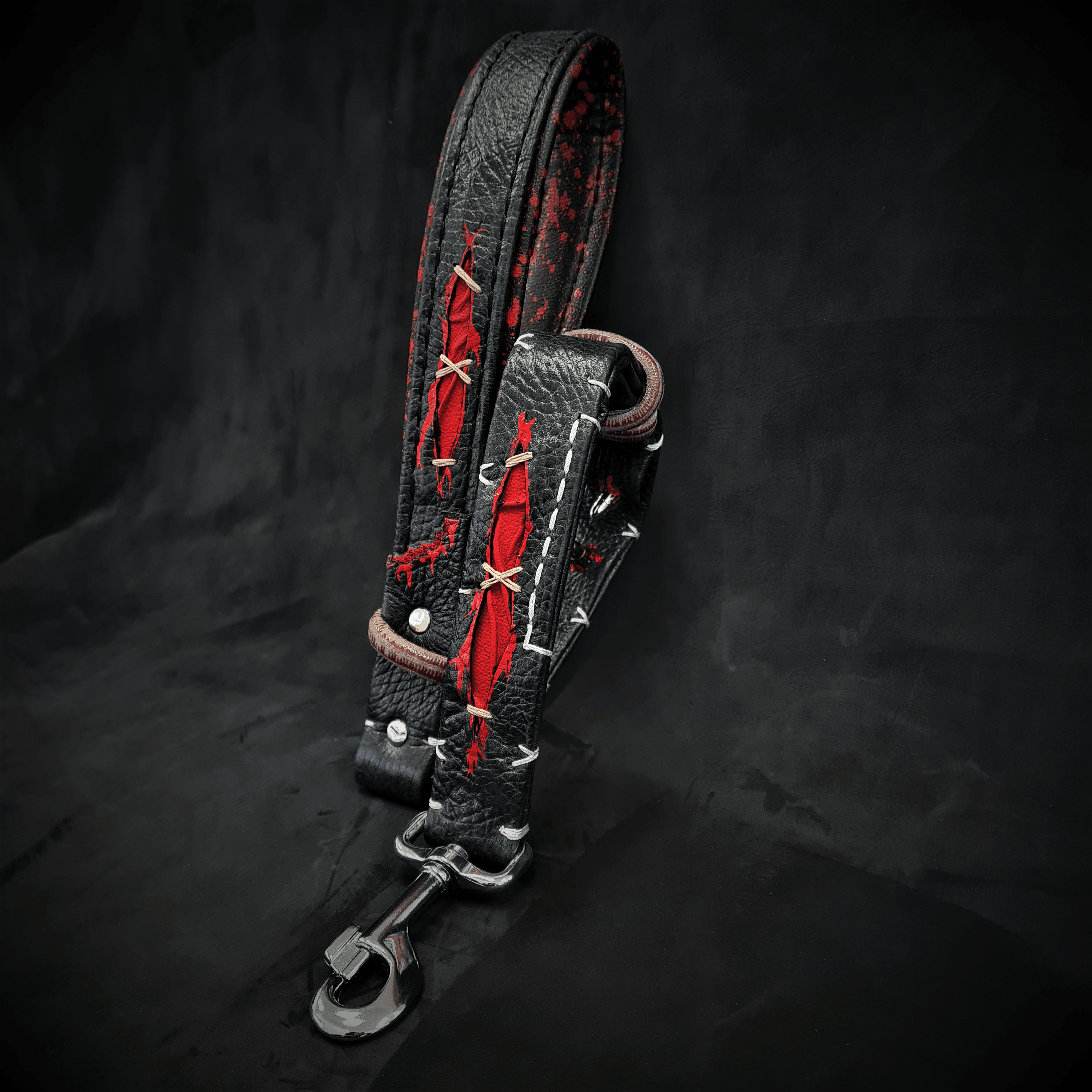 The ''Haunted'' leash - SJB-DIAMOND ELITES