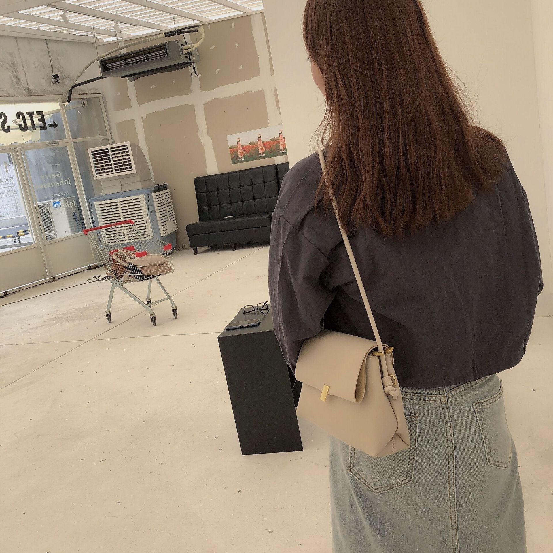 Soft leather retro shoulder bag, fashionable versatile crossbody bag with flaps, temperament underarm bag - SJB-DIAMOND ELITES