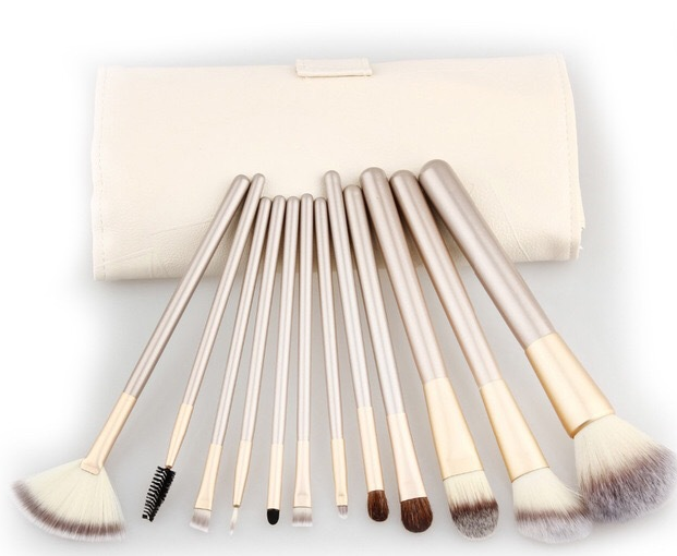 Spot Detonating 121824, White Make-up, White Make-up Brush, 24 Make-up And Brush Suits For Portable Beauty And Makeup Tools Pi-Mart