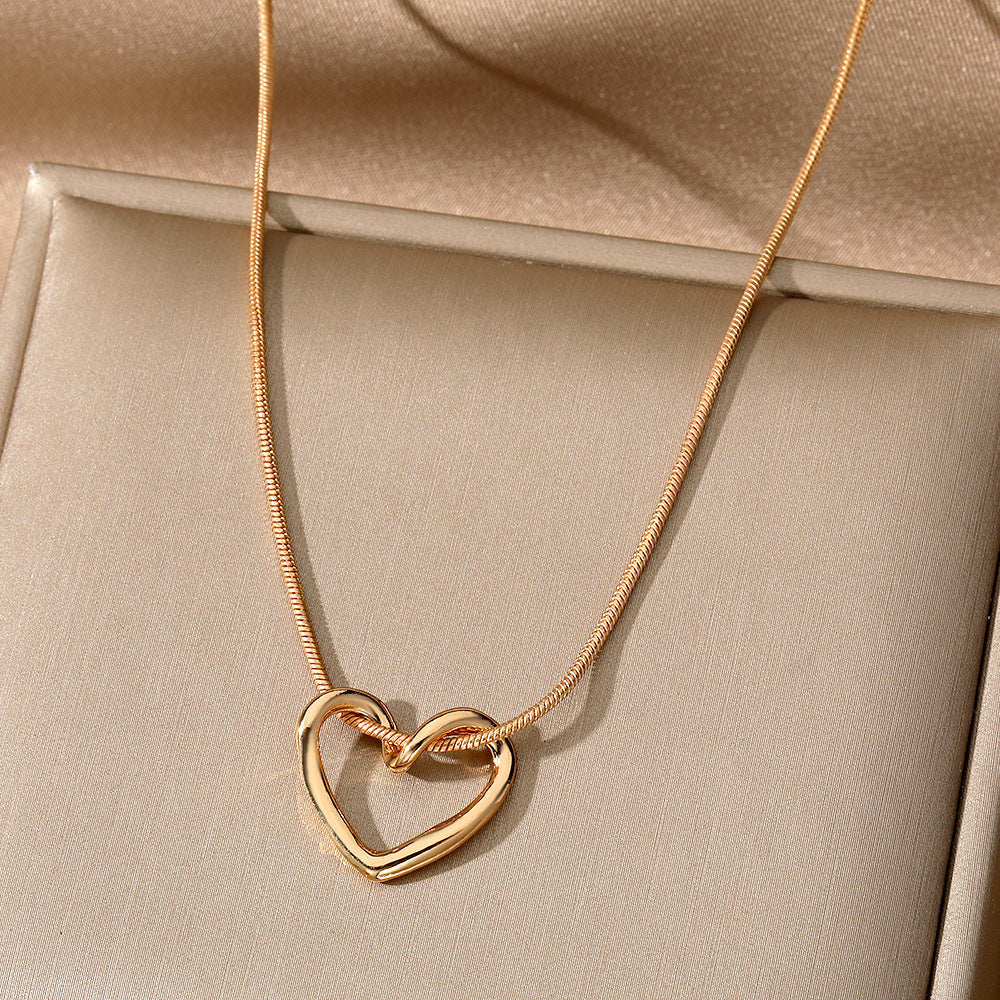 Niche Hollow Heart Necklace For Women Pi-Mart