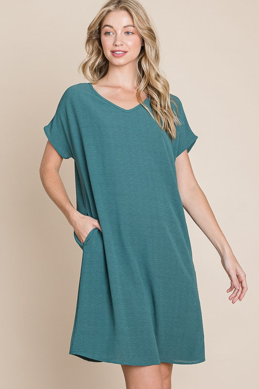 V-Neck Short Sleeve Dress with Pockets – Casual, Comfortable, Stylish and Practical V-Neck Dress with Convenient Pockets for Effortless Chic Stevvex