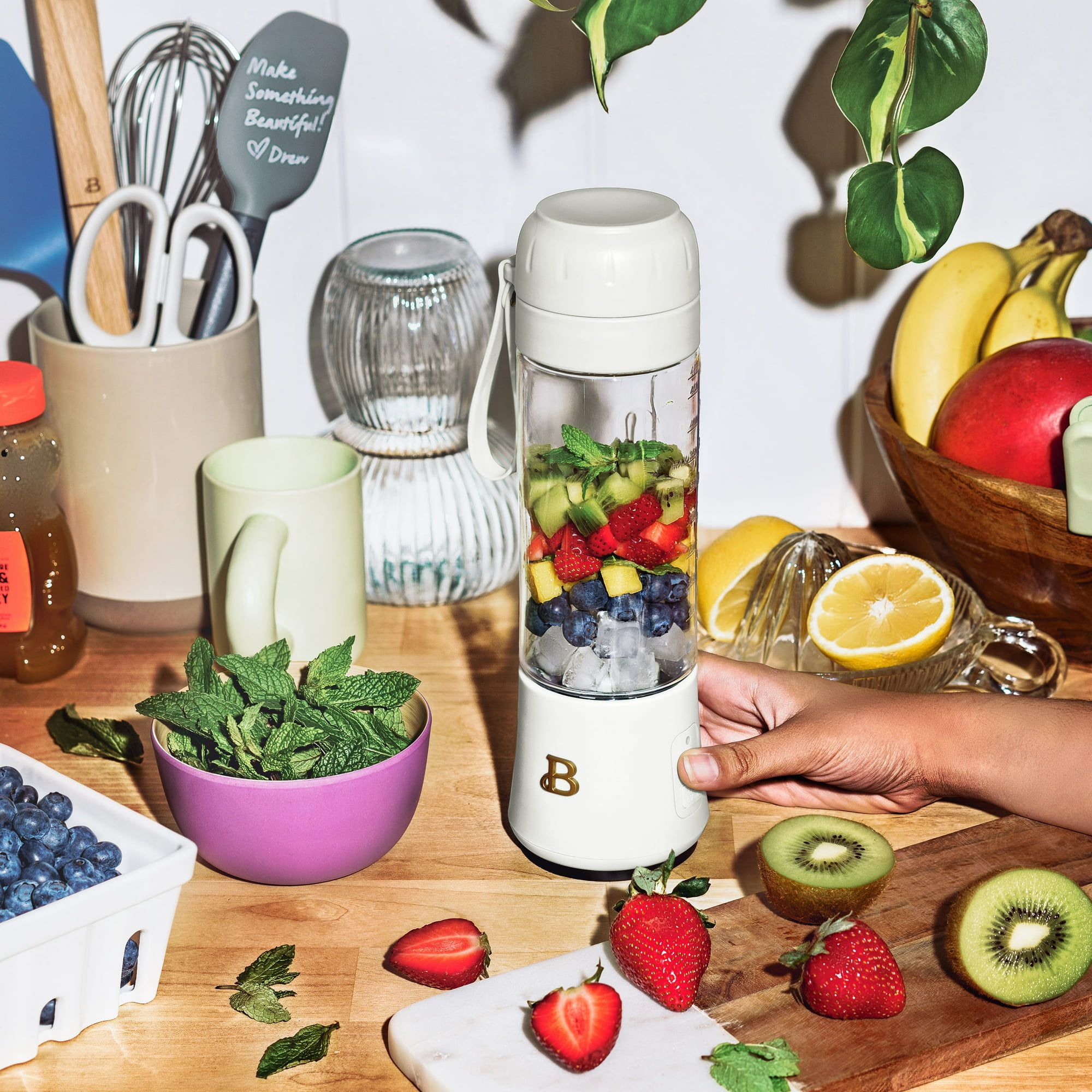 Beautiful Portable Blender White Icing by Drew Barrymore 70-Watt 18.5 oz EasyOptionXY LLC