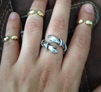 Simple And Creative Love Hands Embracing Ring Pi-Mart