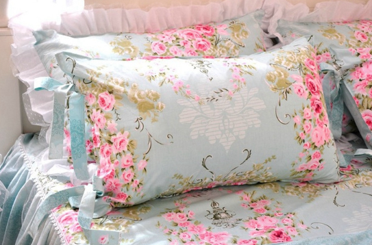 Princess style summer four-piece lace duvet cover Pi-Mart
