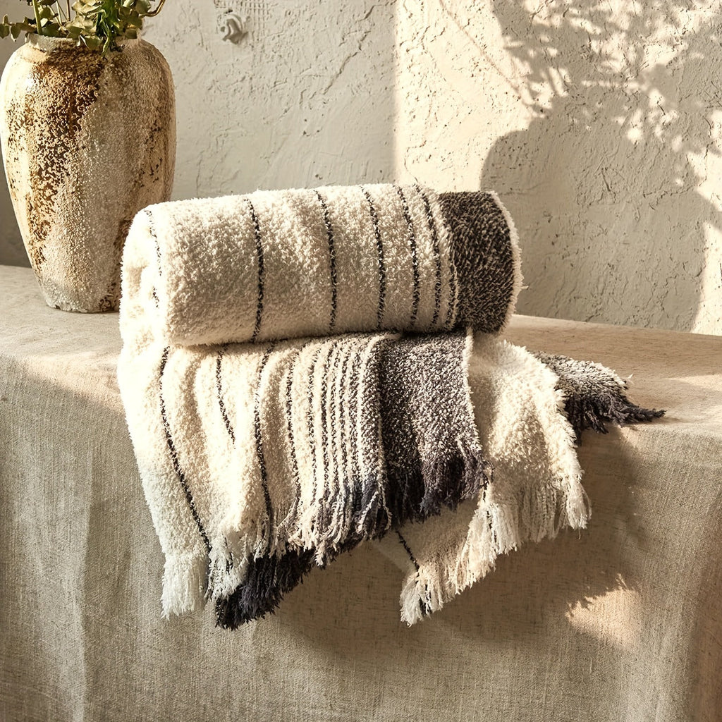 1pc Luxurious Black Bubble Textured Throw Blanket - Throws for Couch Cover Home Decor - Soft, Lightweight, Knitted, Tassel Trimmed, Perfect for Sofa, Bed, Office, Camping and Outdoor Use